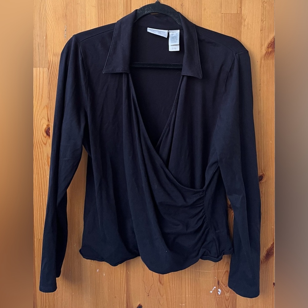 Liz Claiborne Petite Women's Black Long Sleeve Collared V-Neck Blouse -Size LP